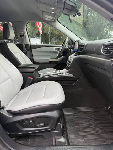 2021 Ford Explorer XLT