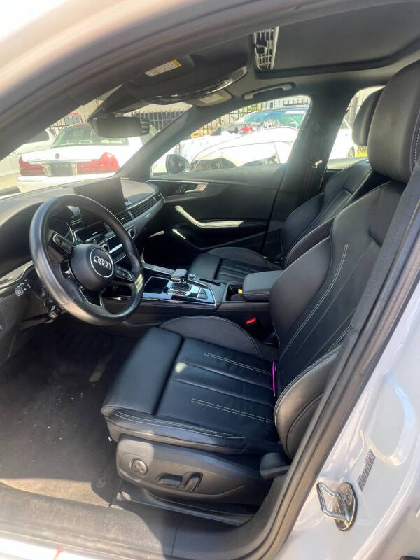 2022 Audi A4 quattro S line Prem Plus 45 TFSI