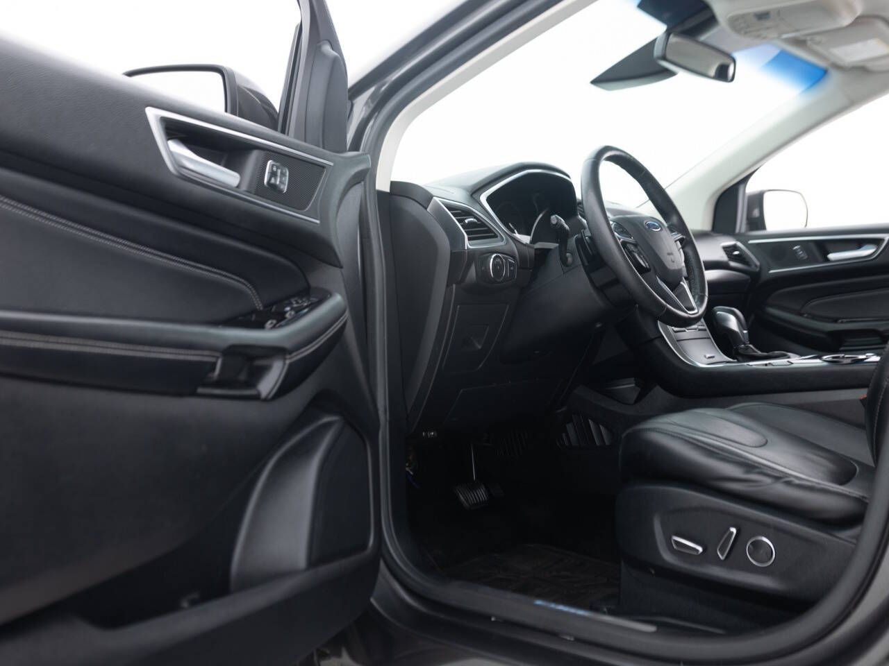Used Car 2015 Ford Edge  Titanium Awd 4dr Crossover For Sale Under $12,000 In Coal City, Illinois
