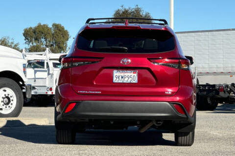 2023 Toyota Highlander L