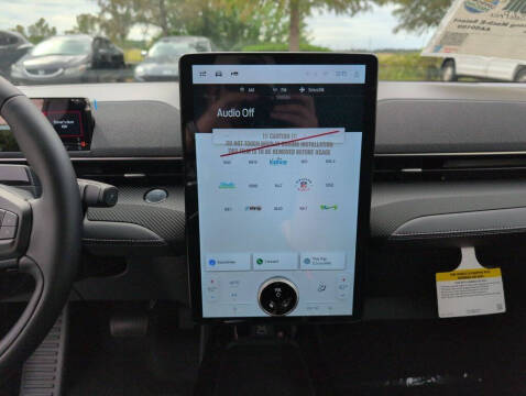 2025 Ford Mustang Mach-E Select