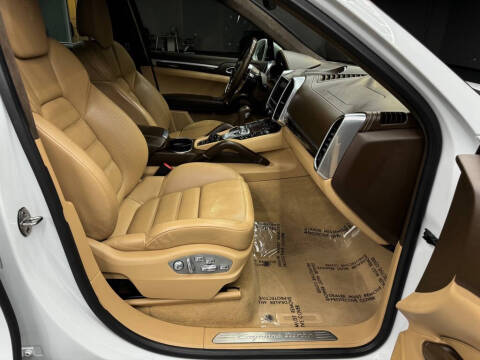 2016 Porsche Cayenne Turbo