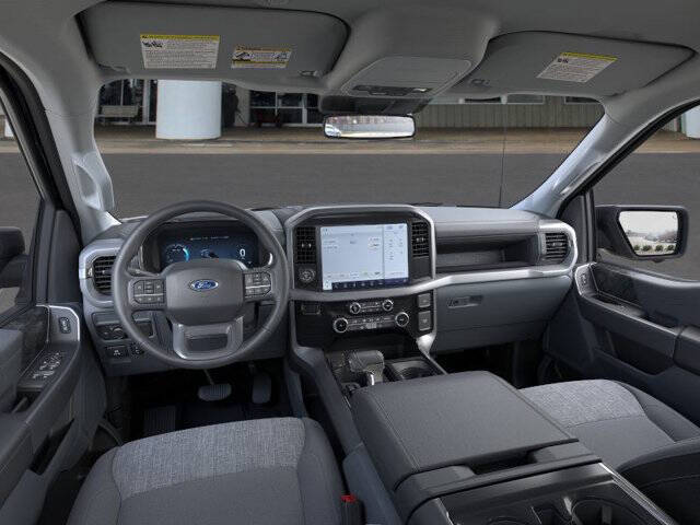 2025 Ford F-150 Lightning XLT