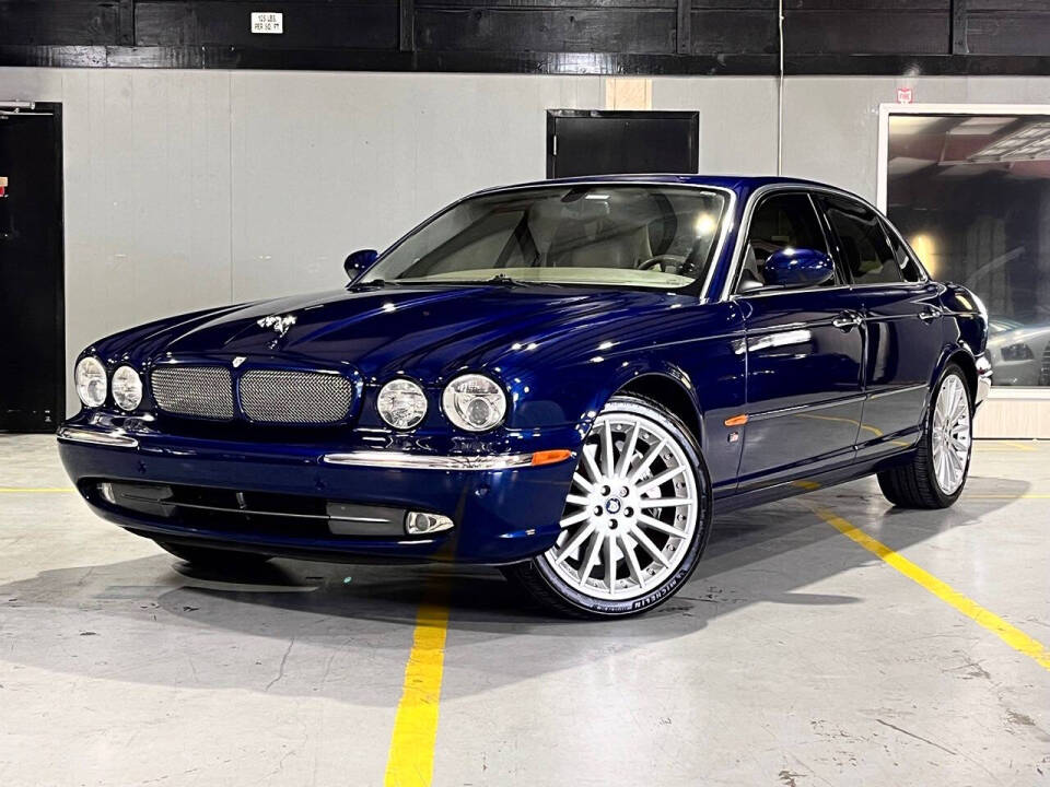 2004 Jaguar XJR for sale at Carnival Car Company in Victoria, TX