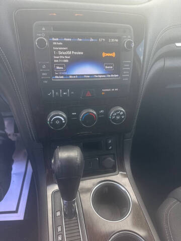 2017 Chevrolet Traverse LT