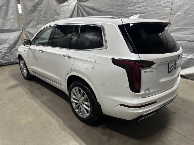 2023 Cadillac XT6 Premium Luxury