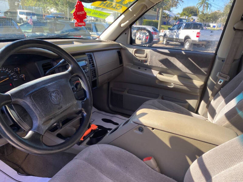 2001 Dodge Dakota SLT photo 8