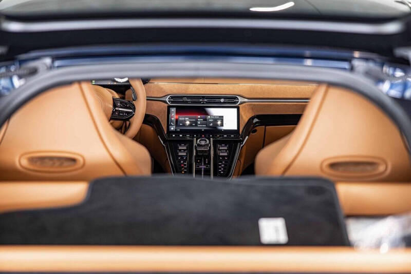 2026 Aston Martin Vantage