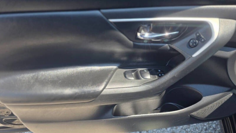 2017 Nissan Altima 2.5 SV