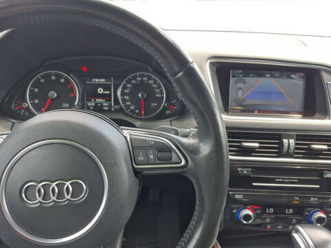 2016 Audi Q5 2.0T quattro Premium Plus