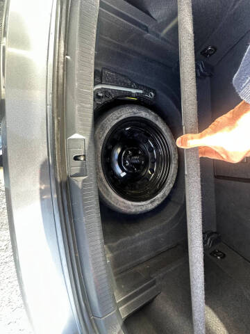 2015 Volkswagen Golf TSI Launch Edition