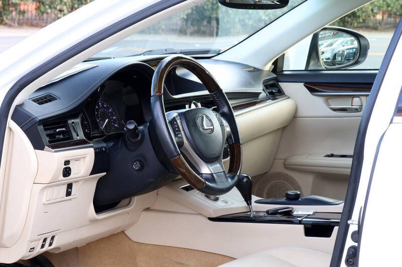 2013 Lexus ES 350