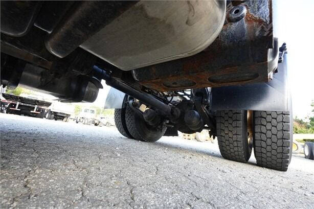 2016 Freightliner M2 106