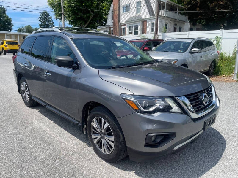 2017 Nissan Pathfinder S