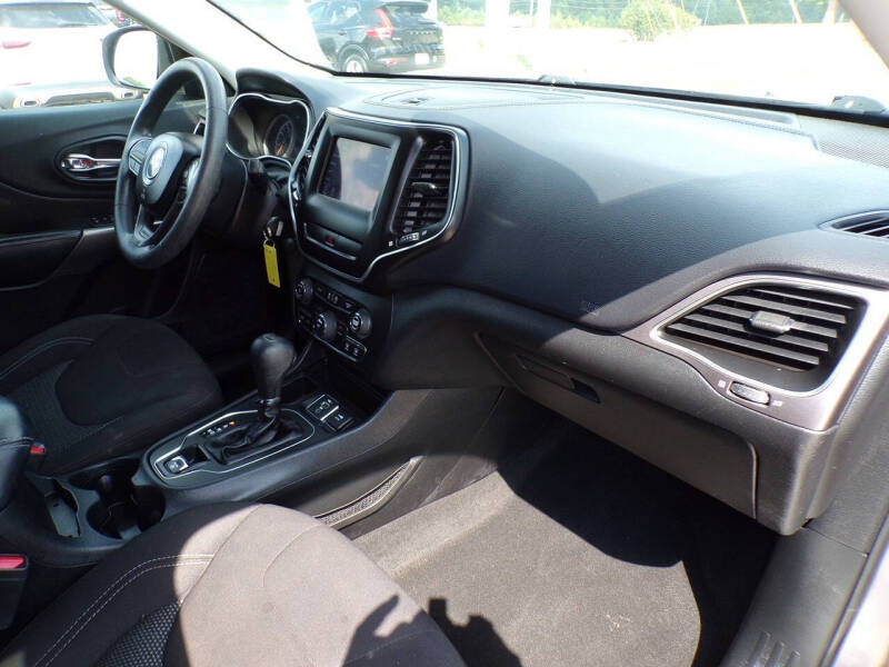 2020 Jeep Cherokee Latitude