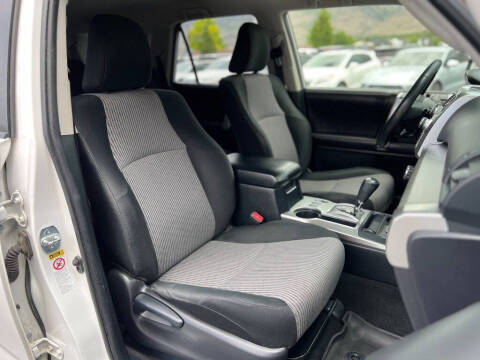 2017 Toyota 4Runner SR5
