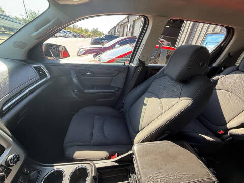 2015 GMC Acadia SLE-2