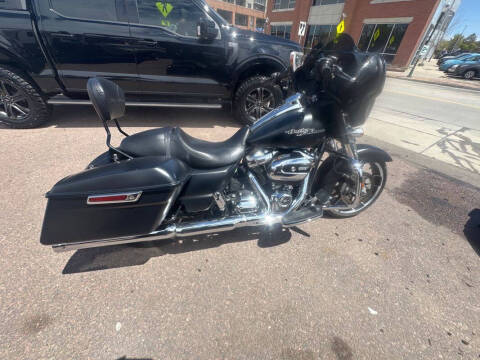 2020 Harley-Davidson Street Glide