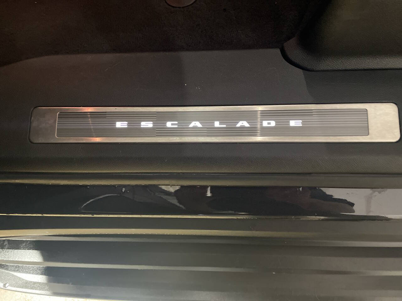 2023 Cadillac Escalade ESV 15