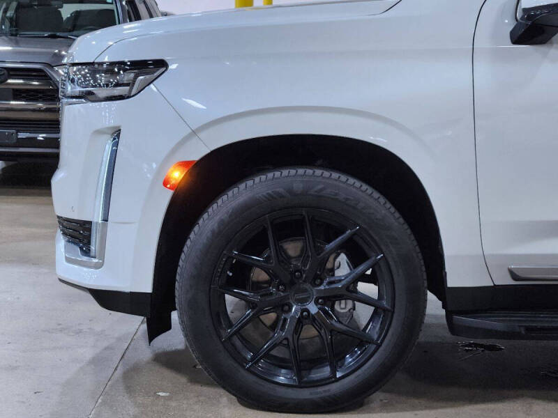 2022 Cadillac Escalade Luxury