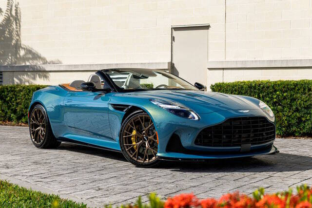 2026 Aston Martin DB12 Volante