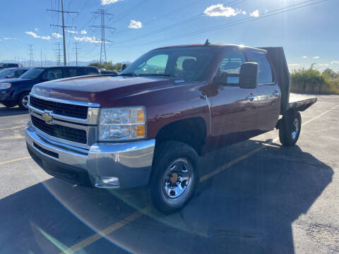 2008 Chevrolet Silverado 2500HD for sale at BELOW BOOK AUTO SALES in Idaho Falls ID