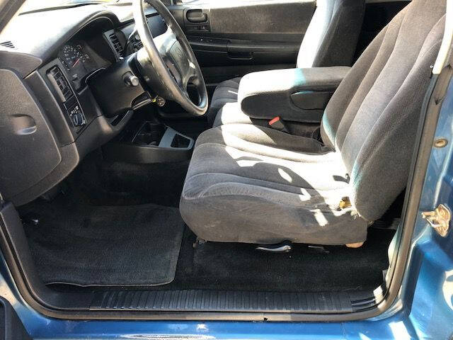 2003 Dodge Dakota for sale at Extreme Auto Plaza in Des Moines, IA