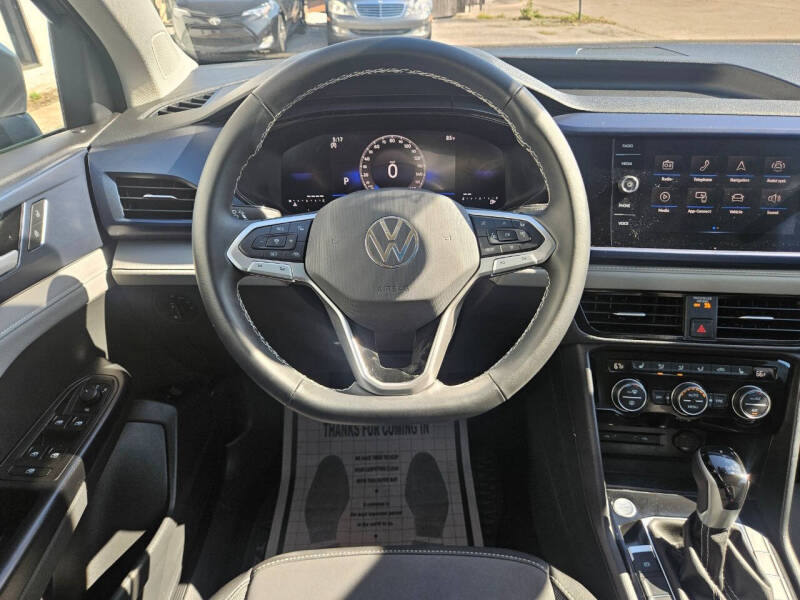 2024 Volkswagen Taos SE