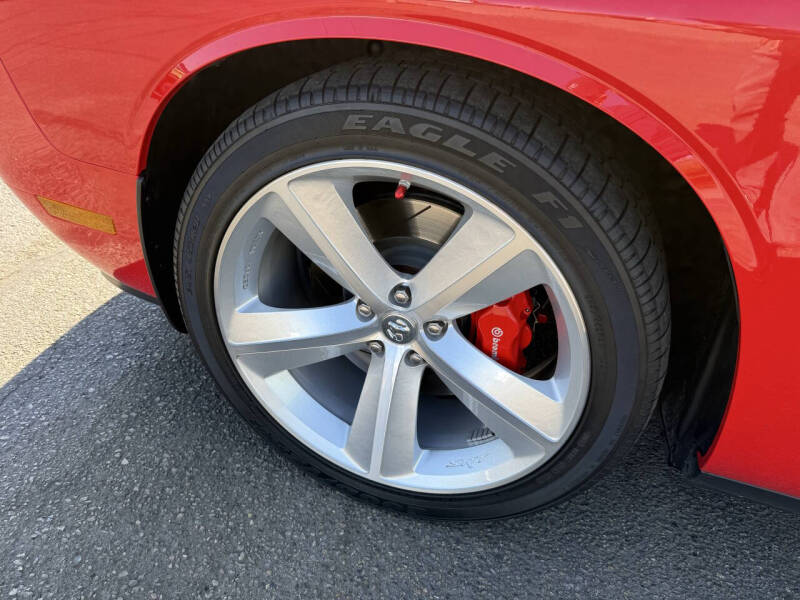 2009 Dodge Challenger SRT8