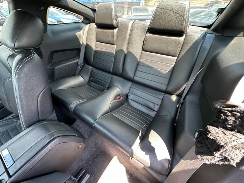 2011 Ford Mustang V6 Premium