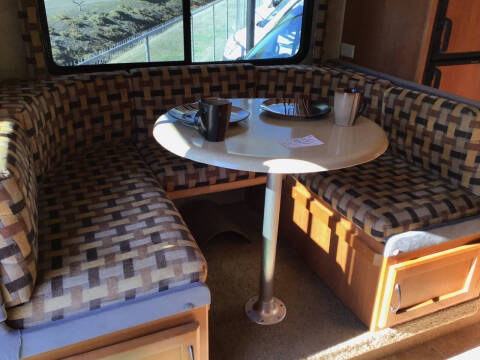 2012 Eagle Cap Adventurer 995 / 20ft