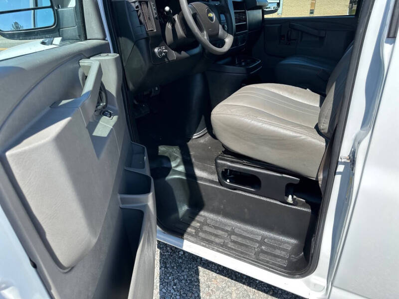 2020 Chevrolet Express 2500