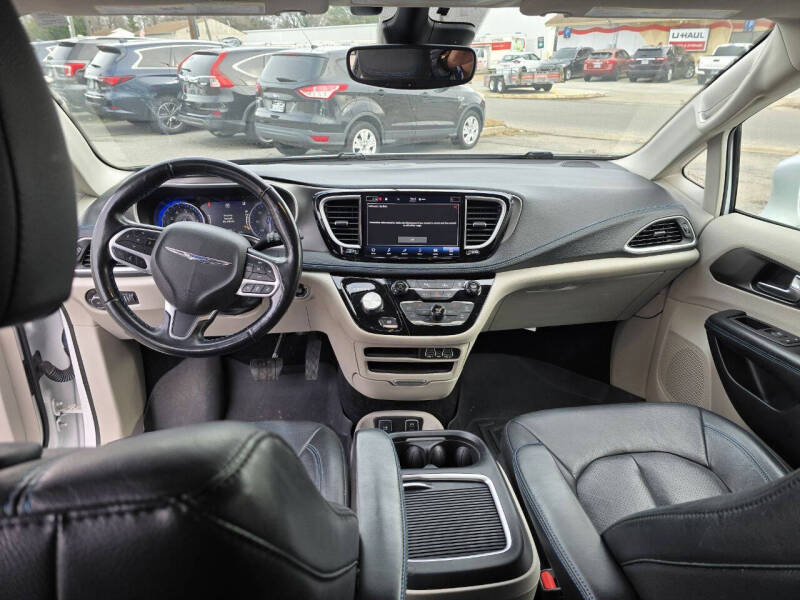 2021 Chrysler Pacifica Touring L
