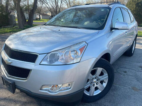 2012 Chevrolet Traverse for sale at Car Castle in Zion IL