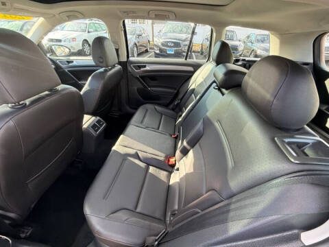 2016 Volkswagen Golf SportWagen TSI Limited Edition