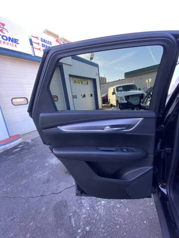 2017 Cadillac XT5 Luxury