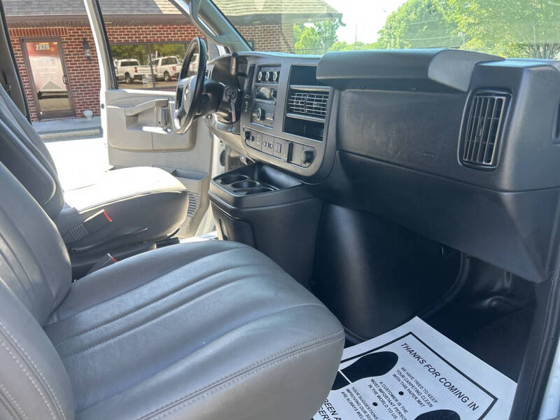 2020 Chevrolet Express 2500