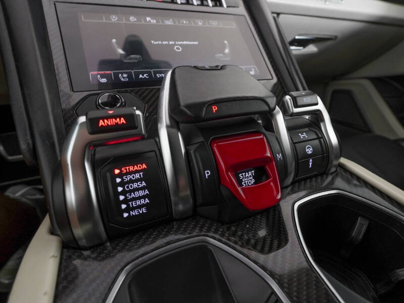 2021 Lamborghini Urus