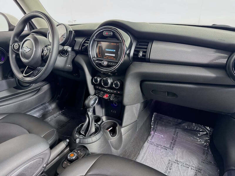 2015 MINI Hardtop 2 Door Cooper