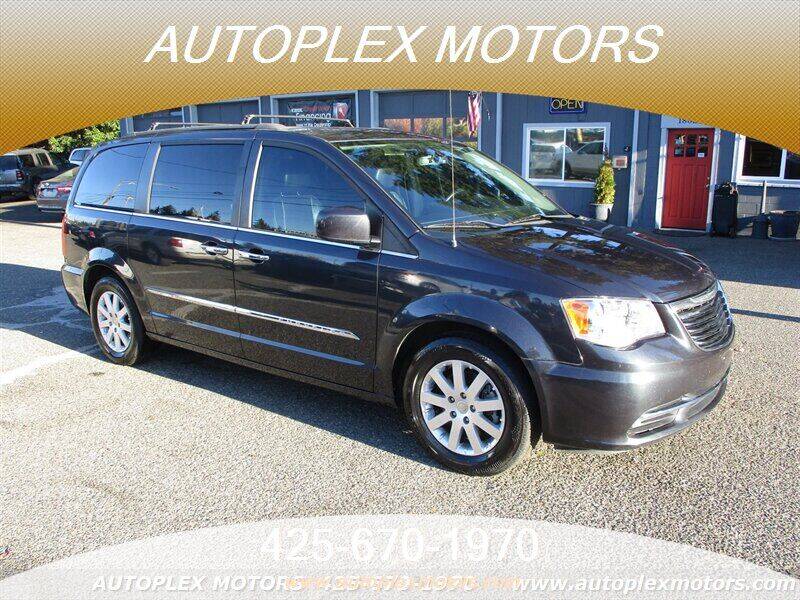 2014 Chrysler Town and Country for sale at Autoplex Motors in Lynnwood WA