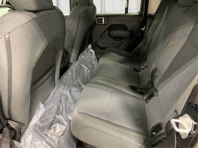 2026 Jeep Gladiator Willys