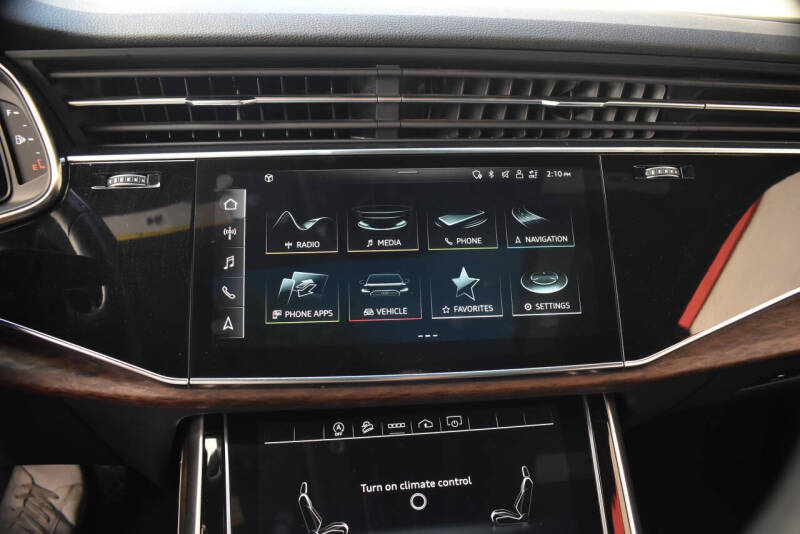 2021 Audi Q8 quattro Premium Plus 55 TFSI