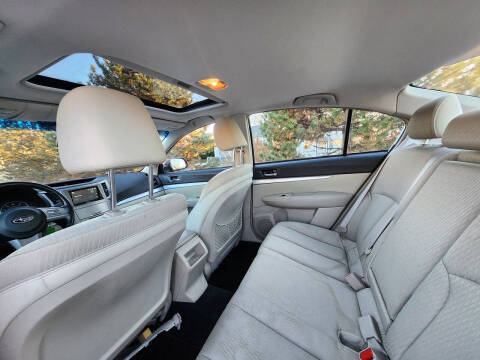 2011 Subaru Legacy 2.5i Premium