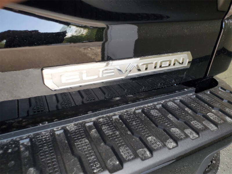 2026 GMC Sierra 1500 Elevation Standard