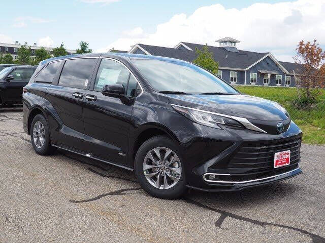 2021 Toyota Sienna XLE 7-Passenger