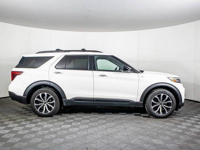 2024 Ford Explorer ST-Line