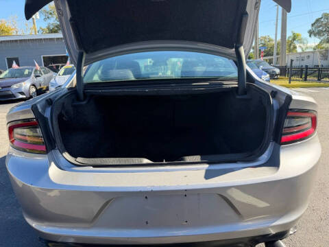 2015 Dodge Charger SE