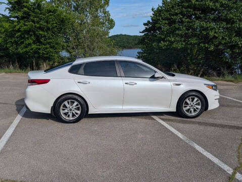 2016 Kia Optima LX