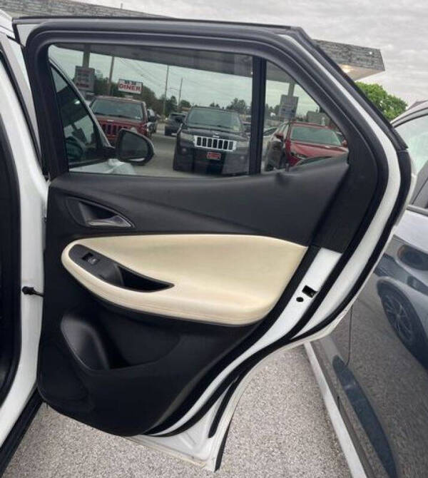 2022 Buick Encore GX Select