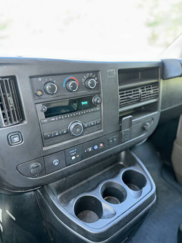 2021 Chevrolet Express 2500